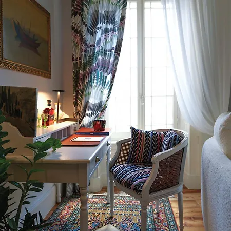 Mimi & Coco Old Corfu Town * Corfu (city)