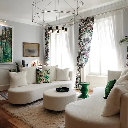 Mimi & Coco Old Corfu Town