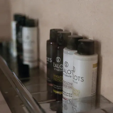 Mimi & Coco Old Corfu Town * Corfu (city)